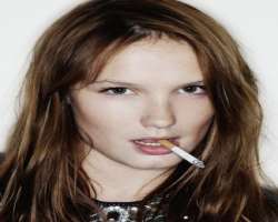 Ana Girardot smoking